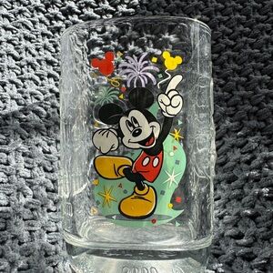 2000 Walt Disney World Mickey Mouse McDonalds 25th Anniversary Glass.McDonalds